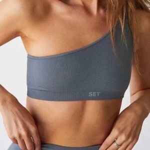 SET ACTIVE Off Shoulder Sculptex Sports Bra Size Small